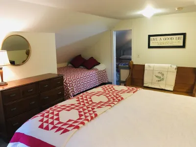 StarField Cottage...The Perfect Cooperstown Dreams Park Getaway!