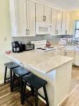 Private balcony with an unobstructed view of Gulf - A 1/2 mile from The Hangout!