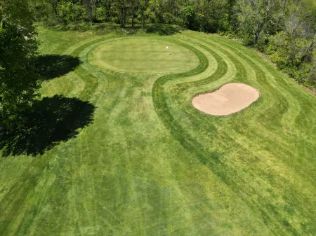 Stay & Play 18 holes of GOLF included for up to 4!