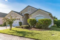 Beautiful Home with Private Pool/Spa, 2 Master Suites, 15 Miles from Disney.