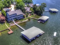 6600 sf, Beds for 33, Hot Tub, Theatre, Game Rm , Entertainers Dock, Great Views