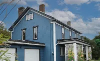 Modern Farmhouse in town.