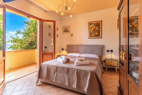 Swimming Pool, 5 Minutes to Volterra Center, 4 Sleeps