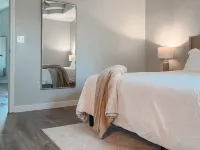 Family Friendly House- Close to Branson & Springfield,MO with king size bed Hotels in Webster County