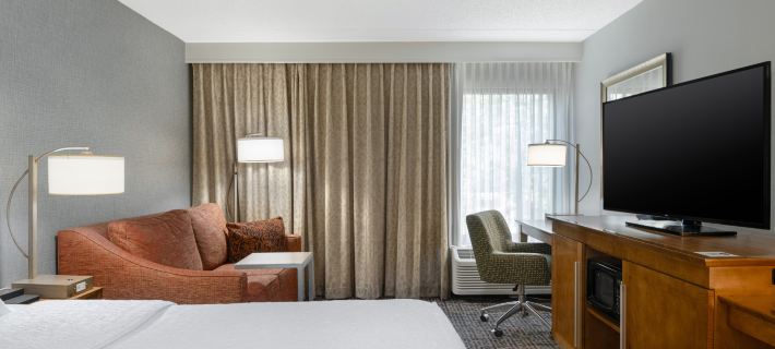 Hampton Inn Tallahassee-Central Hotels in Leon County