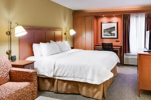 Pittsburgh Airport Inn and Suites - Airport Shuttle