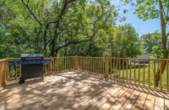 North of Gastonia Cute Cottage w/ Comfort & Style