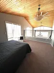 Skeet's Retreat: Lake Herman's Hidden Gem of Adventure and Relaxation! Sleeps 8