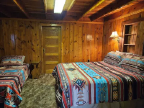 Kokopelli Lodge nestled in the Sangre de Cristo Mtns...Ski/Hike/Fish/Hunt Hotels in Eagle Nest