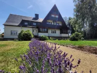 Fewo Seilschaft im Hillehof Ostrau Traumhafte Aussicht und Großer Garten