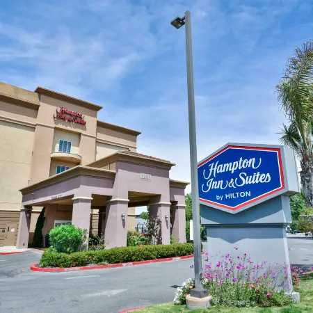 Hampton Inn & Suites Pittsburg