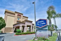 Hampton Inn & Suites Pittsburg Hotels in Antioch