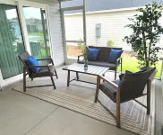 Welcome to Latitude Adjustment! Отели в г. Лисберг