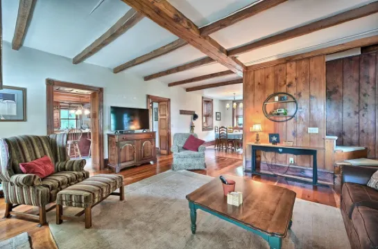 A cozy, beautifully renovated 1829 farmhouse