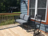New Construction! Gorgeous full home with large deck overlooking North Twin Lake Hotels in Conover