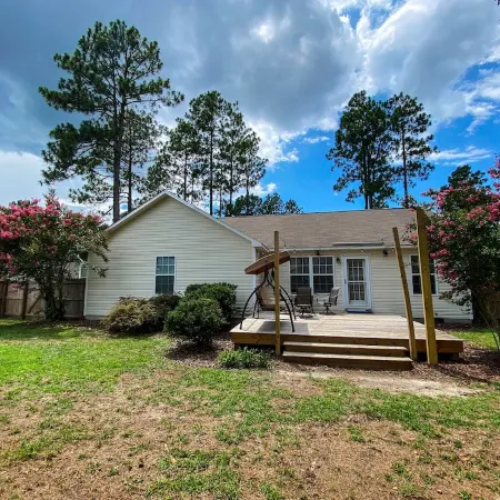 Pinehurst FORE-Bedroom Ranch with Golf Garage & Fenced Large Yard