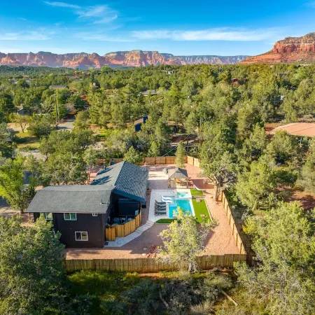 Ventana Roja, Heated Pool, Hot Tub, EV Charger, Outdoor Shower, 5 Bdrm