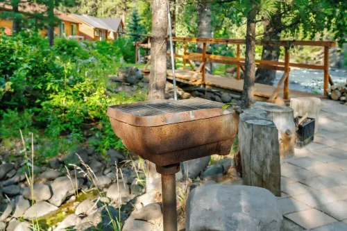 New Modern Cabin on the Tieton River