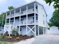 Wine & Roses:6 bed, 6 bath, sleep 16, HEATED pool, hot tub, steamroom, golfcart.
