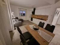 Moderne Ferienwohnung mit Großer Terrasse Hotels in Euskirchen
