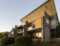 Torbay Seaview – Enjoy Oceanview’s from the spa bath