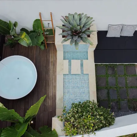 Exclusive use boutique luxury holiday residence with outdoor bath