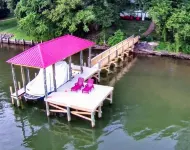 belVita-Lakefront Zen. Lake Wylie, Near Belmont and Whitewater center. Kayaks