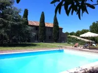 Large country house with private swimming pool and tennis court, 12 hectares - Pools
