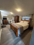 Cozy Guesthouse with views