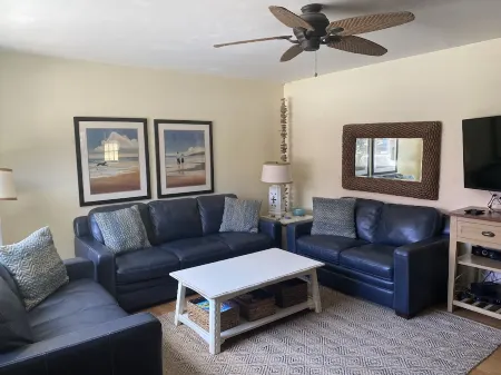 Charming Silverstrand Beach Cottage Just Steps to the Sand!