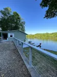 Riverfront Property Newly Renvoated The Sweet Retreat