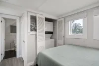 Oceanside Cottage Steps from the Beach!  The Gray Sandcastle!