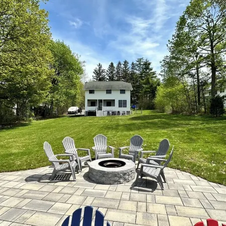 3 Bedroom Cottage on Owasco Lake. Eastside and Pet Friendly!