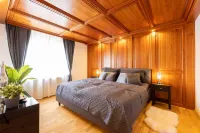 Vacation home (250 sqm) with 2 apartments & garden - ideal for families & groups Hotels in Burgkunstadt