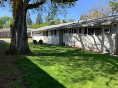 🌟 🥂 Medford’s BEST 📣 🌟 💕Clean, Modern, Private💕 Hotels near Medford Volkswagen Service Center