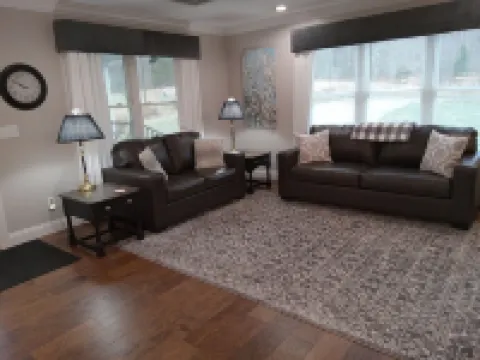 Loft B Charming country style home near Lake Barkley, golf course and water park