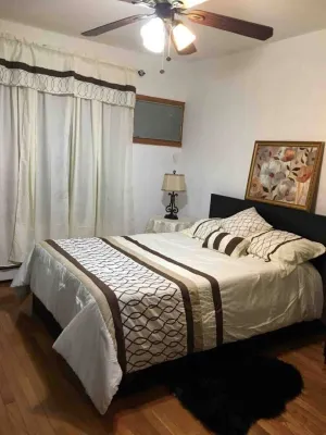 Beautiful luxury Lefferts Garden. 3 bedrooms apartment Hotels in Flatbush