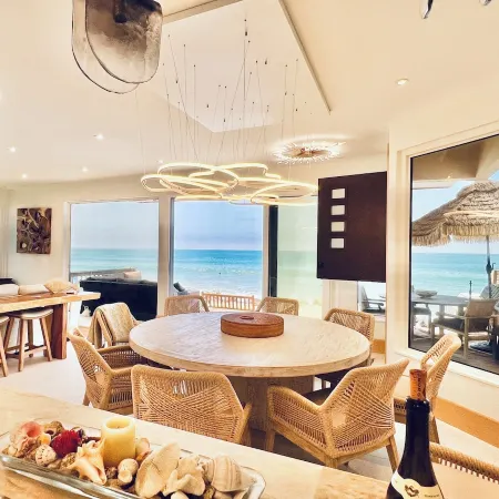 Magical OceanFront home  in Capistrano Beach. All the comforts of home and more!