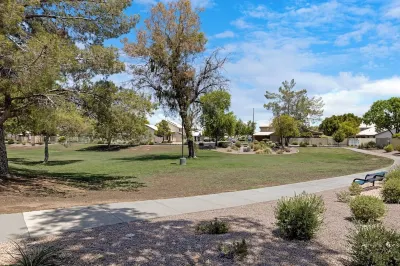 Pool Home only minutes from Downtown Gilbert for the whole crew! Hotels near Fat Cats Gilbert