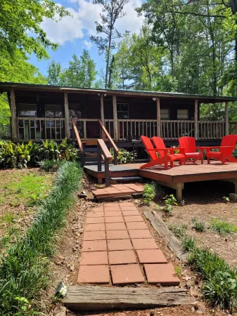 Lakefront Cedar Cabin-South Toledo Bend-fishing pier,dock-covered parking-pets👌