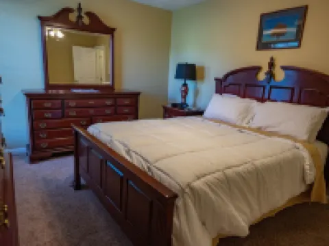 Enchanting, energizing, and enjoyable! Hotels in Oldham County