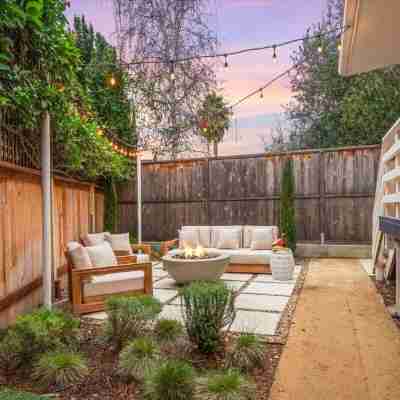 1884 Modernized Home: Fire Pit, Tesla Tech, Near Downtown Hotel Exterior