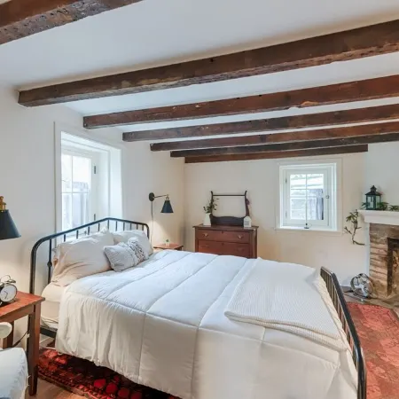 Cozy Spring House in Gorgeous Chadds Ford!