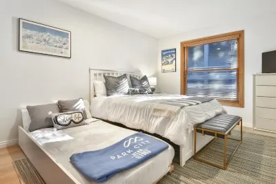 New on market *Premier Condo in Park City* Walk to PCMR, Main St & Shopping Các khách sạn ở 