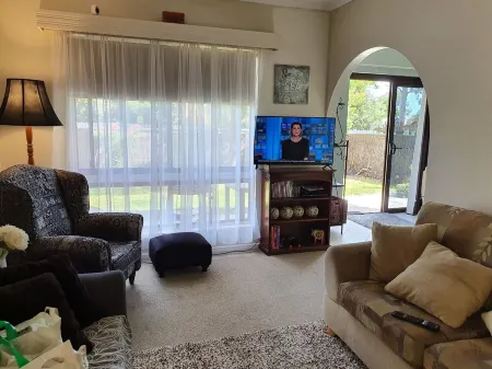 BALAVIL on Fern Отели в г. Фуллартон