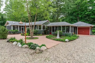 Summer 25 Open! Pool, Hot Tub, HUGE Game Room, short walk to Beach!