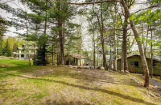 Birch Chalet at Shore Haven, sleeps 4