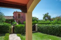 Villa with garden 300 meters from the sea Hotels in Tertenia