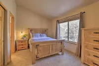 Luxury Town Home+Hot Tub! Mountain View, River/Lake front, close to Ski Resorts - balcony