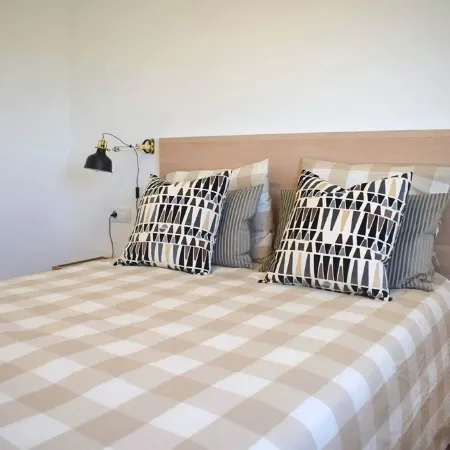 Modern villa on the golf course with stunning views, Wifi and heated pool